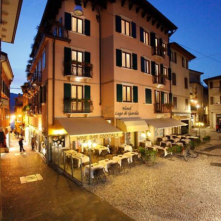 Hotel Lago Di Garda مالتشيزينيه المظهر الخارجي الصورة