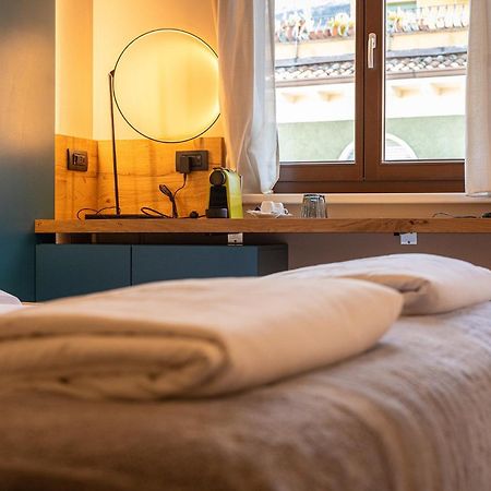 Hotel Lago Di Garda مالتشيزينيه المظهر الخارجي الصورة