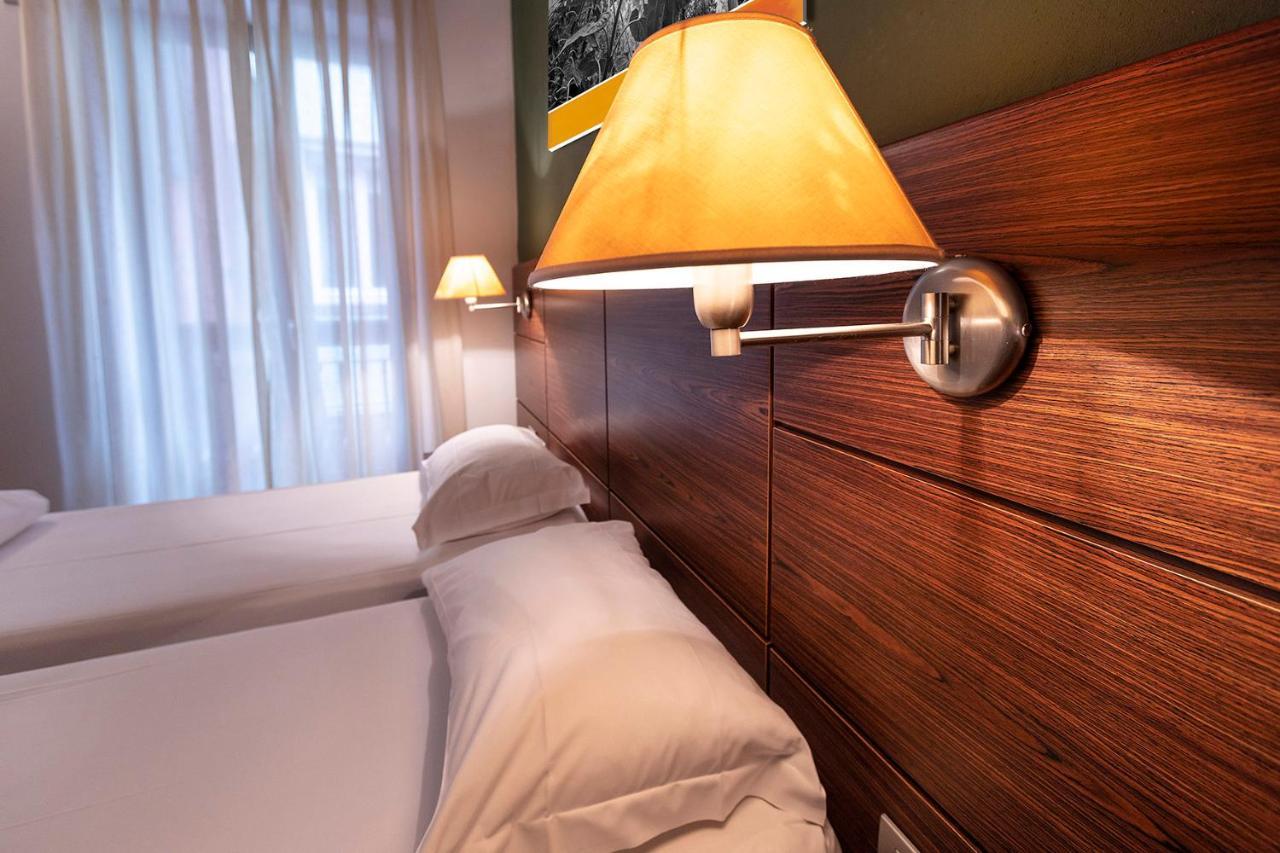 Hotel Lago Di Garda مالتشيزينيه المظهر الخارجي الصورة