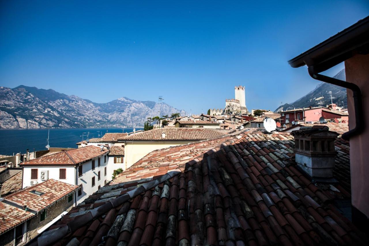 Hotel Lago Di Garda مالتشيزينيه المظهر الخارجي الصورة